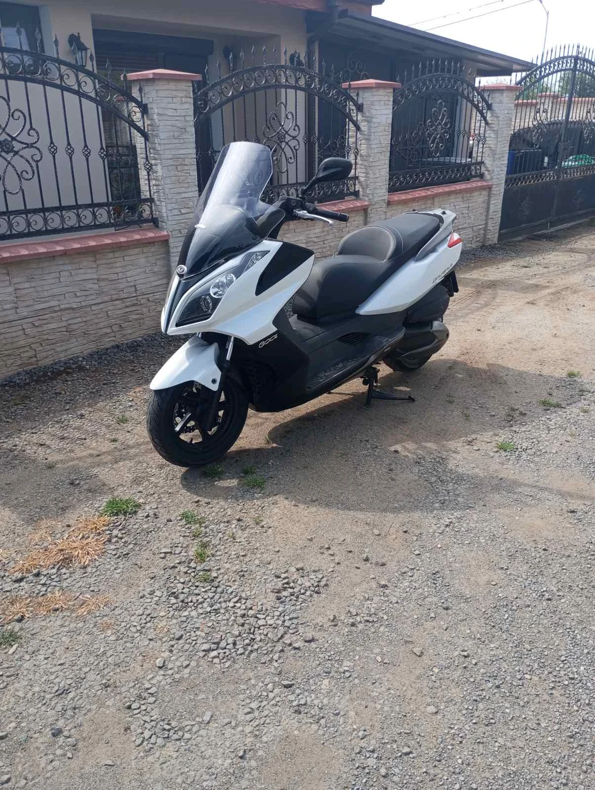 Kymco Downtown Кимко, снимка 2 - Мотоциклети и мототехника - 54618359