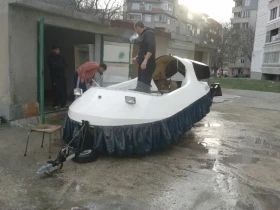 Лодка Собствено производство Neoteric Hovercraft, на въздушна възглавница , снимка 2 - Воден транспорт - 47460078