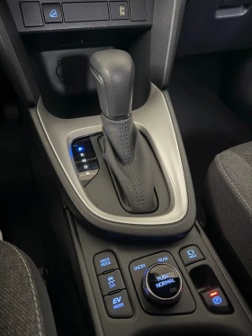 Toyota Yaris Cross 1.5i Hybrid* 4x4*  в ГАРАНЦИЯ до 06/2032, снимка 13