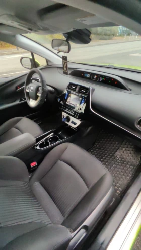 Toyota Prius Plug In, 5 местна, снимка 12