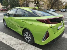 Toyota Prius Plug In, 5 местна, снимка 4