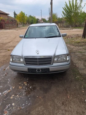 Mercedes-Benz 190, снимка 2