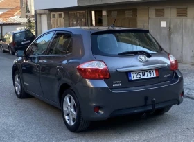 Обява за продажба на Toyota Auris 2.0 D4D ~11 888 лв. - изображение 1