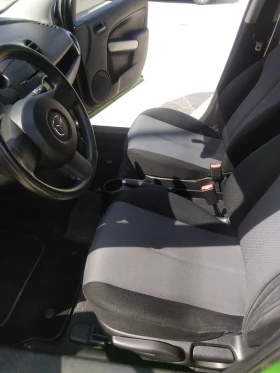 Mazda 2 - 3300 € / 6454.24 лв. - 70909121 7