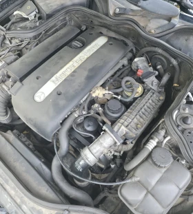 Mercedes-Benz E 220 - 2400 € - 44556400 7