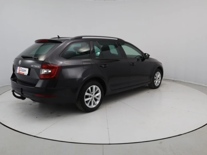 Skoda Octavia 1.0 TSI, снимка 8 - Автомобили и джипове - 46561778