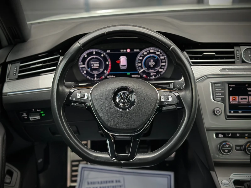 VW Passat Alltrack 2.0TDI * Digital* Distronic* Massage* LED, снимка 11 - Автомобили и джипове - 47196883