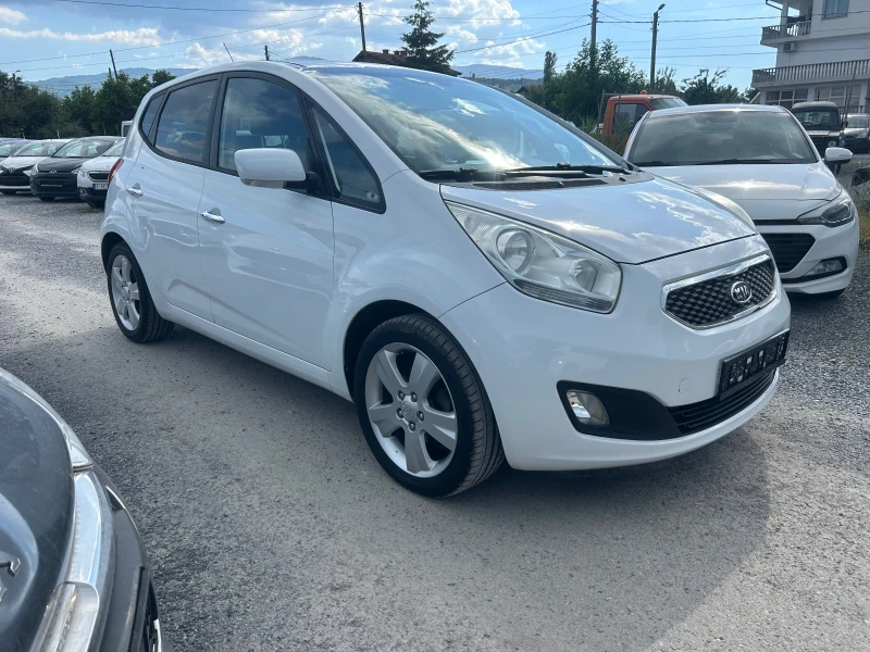 Kia Venga 1.6i, снимка 2 - Автомобили и джипове - 48194346