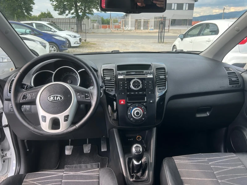 Kia Venga 1.6i, снимка 10 - Автомобили и джипове - 48194346