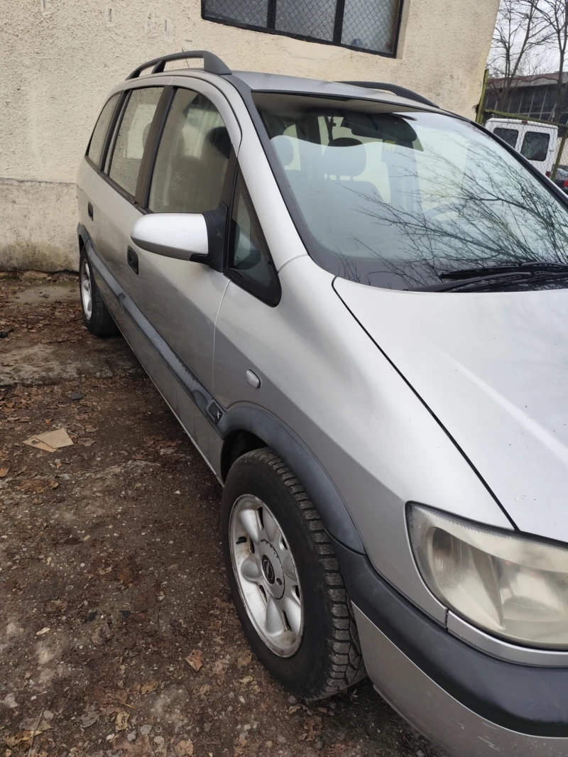 Opel Zafira, снимка 13 - Автомобили и джипове - 48632754