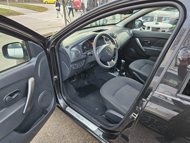 Dacia Logan 1.2 75кс Газ, снимка 8 - Автомобили и джипове - 48871307