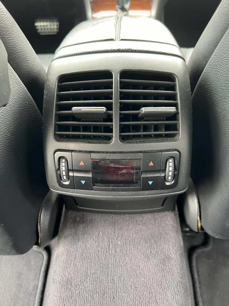 Mercedes-Benz E 320 CDI, снимка 9 - Автомобили и джипове - 52187579