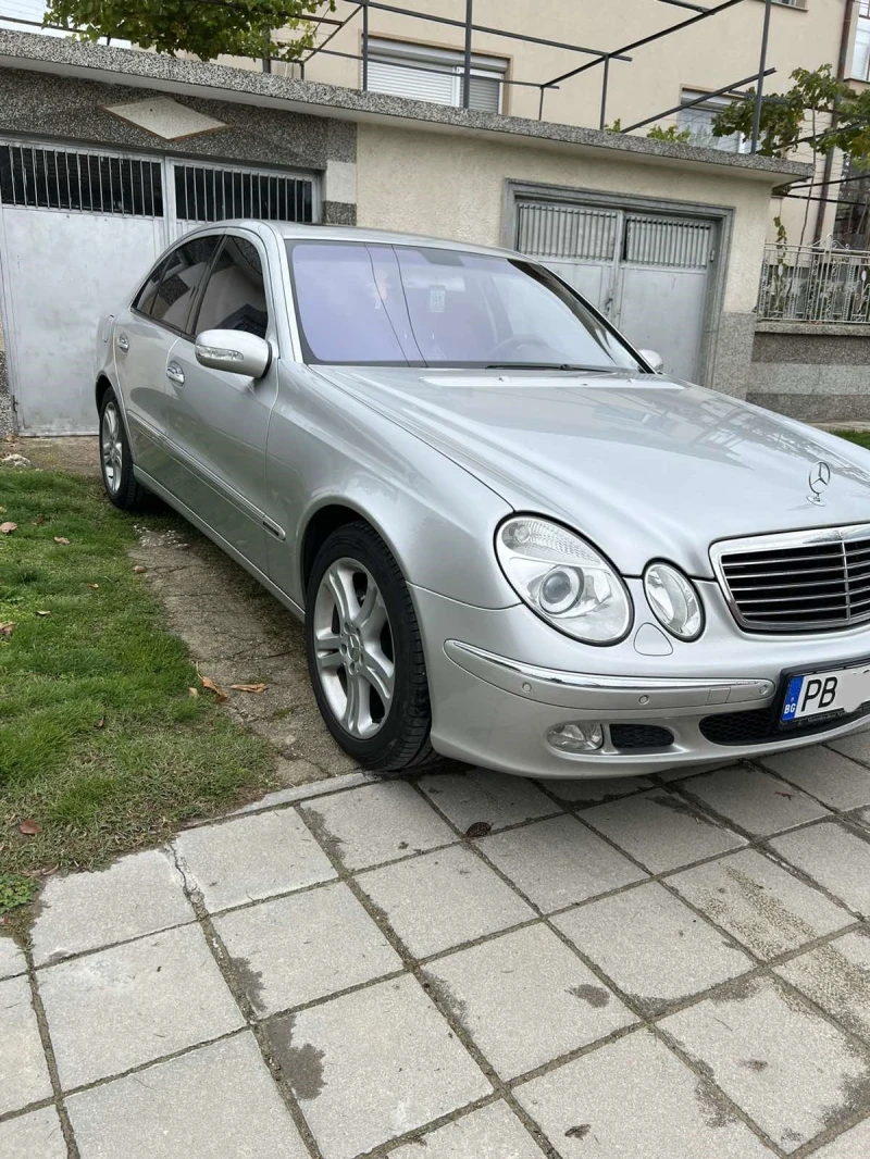 Mercedes-Benz E 320 CDI, снимка 4 - Автомобили и джипове - 52187579