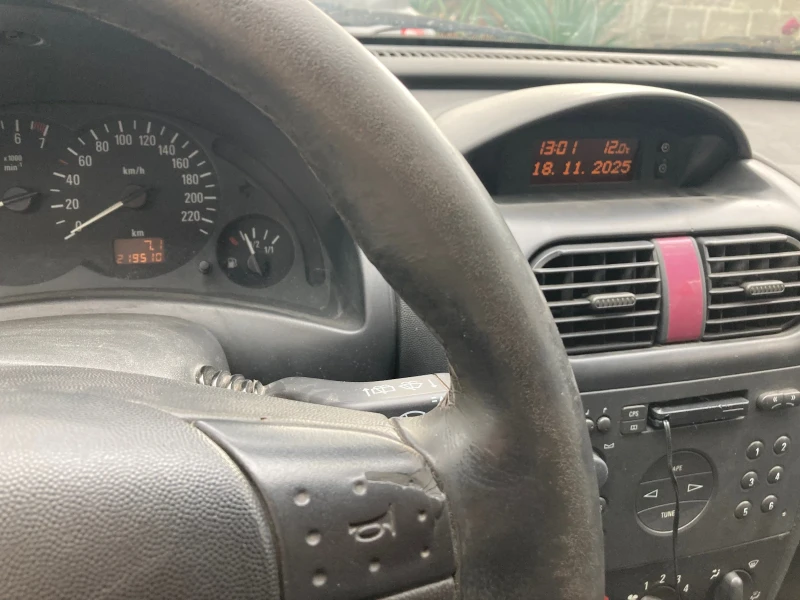 Opel Corsa 1.4 бенз/газ, снимка 16 - Автомобили и джипове - 52526434