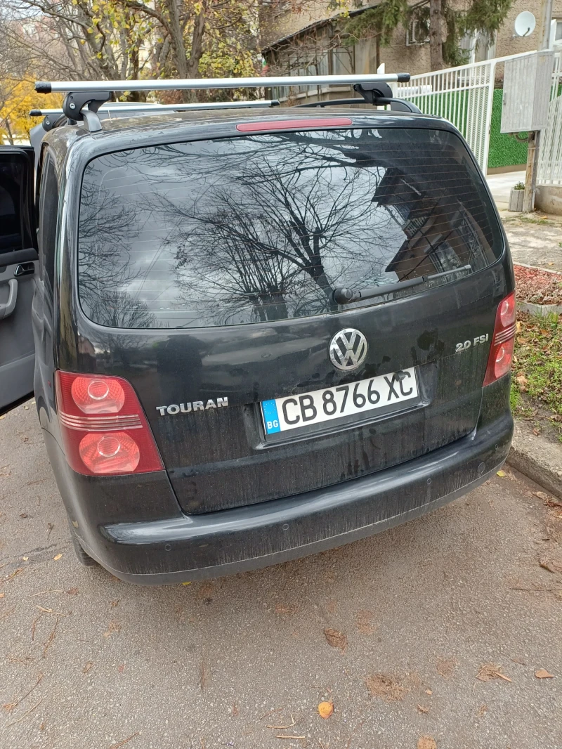 VW Touran FSI, снимка 7 - Автомобили и джипове - 52586456