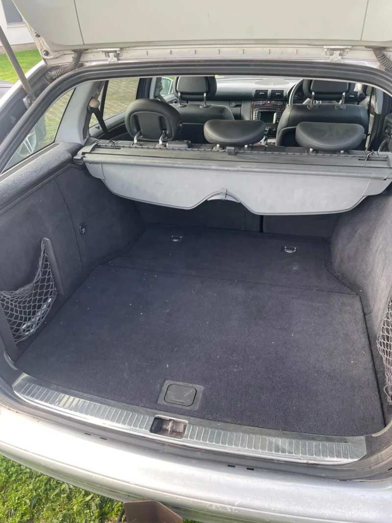 Mercedes-Benz C 220, снимка 6 - Автомобили и джипове - 52640067