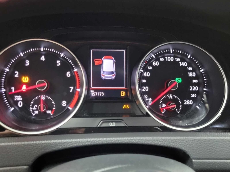 VW Golf * GTI* CARFAX * БЕЗ ПЪРВОНАЧАЛНА ВНОСКА, снимка 9 - Автомобили и джипове - 52645605