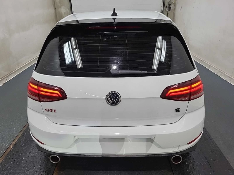 VW Golf * GTI* CARFAX * БЕЗ ПЪРВОНАЧАЛНА ВНОСКА, снимка 6 - Автомобили и джипове - 52645605