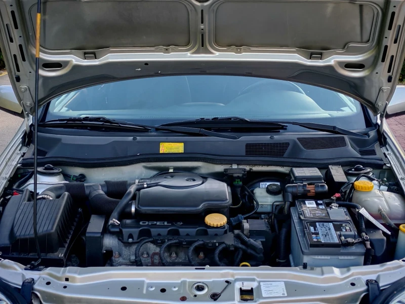 Opel Astra 1.6mi(75)* COMFORT-EDITION* НОВ ВНОС* , снимка 16 - Автомобили и джипове - 53021718