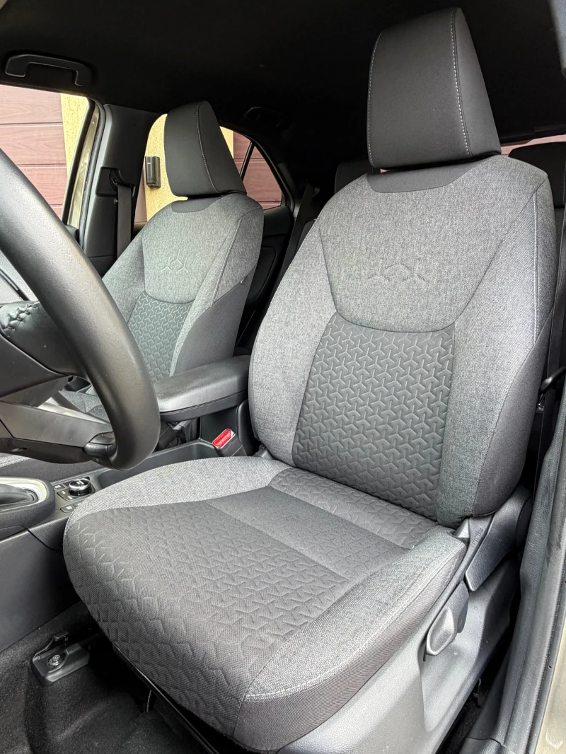Toyota Yaris Cross 1.5i Hybrid* 4x4*  в ГАРАНЦИЯ до 06/2032, снимка 7 - Автомобили и джипове - 53581265