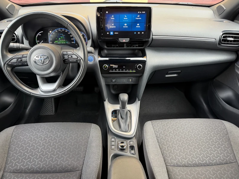 Toyota Yaris Cross 1.5i Hybrid* 4x4*  в ГАРАНЦИЯ до 06/2032, снимка 10 - Автомобили и джипове - 53581265