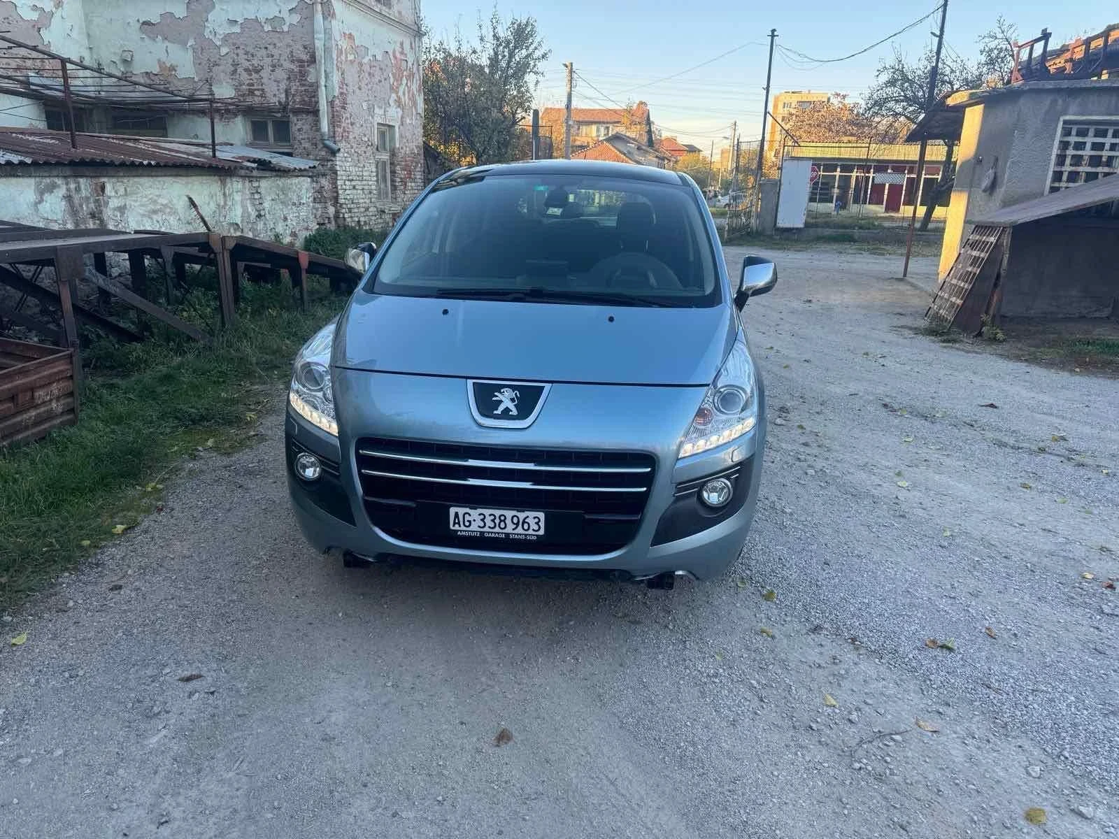 Peugeot 3008 2.0 HYBRID Швейцария, снимка 1