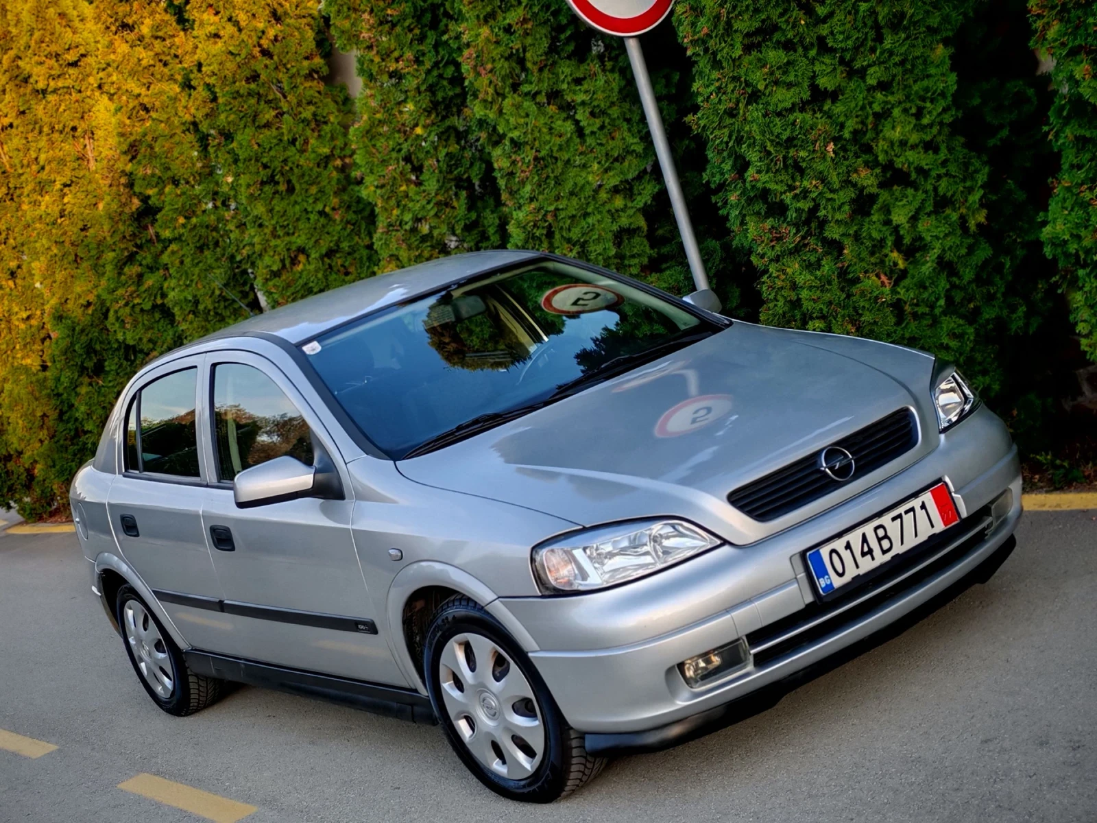 Opel Astra 1.6mi(75)* COMFORT-EDITION* НОВ ВНОС* , снимка 1