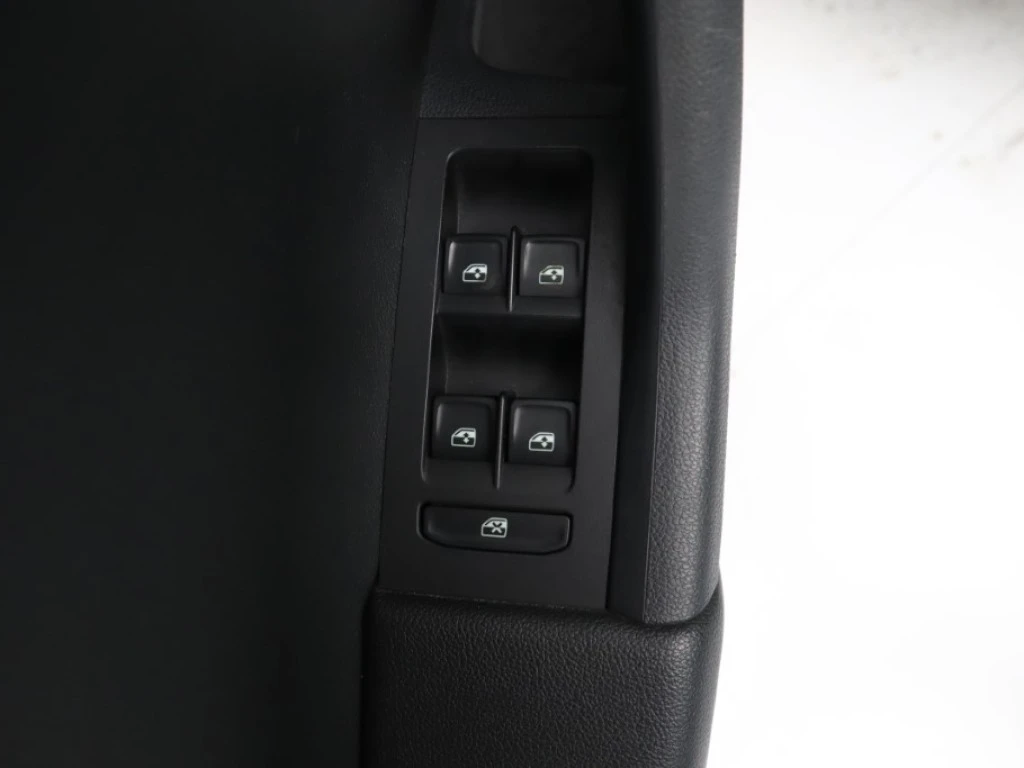 Skoda Octavia 1.0 TSI  | Mobile.bg — изображение 16