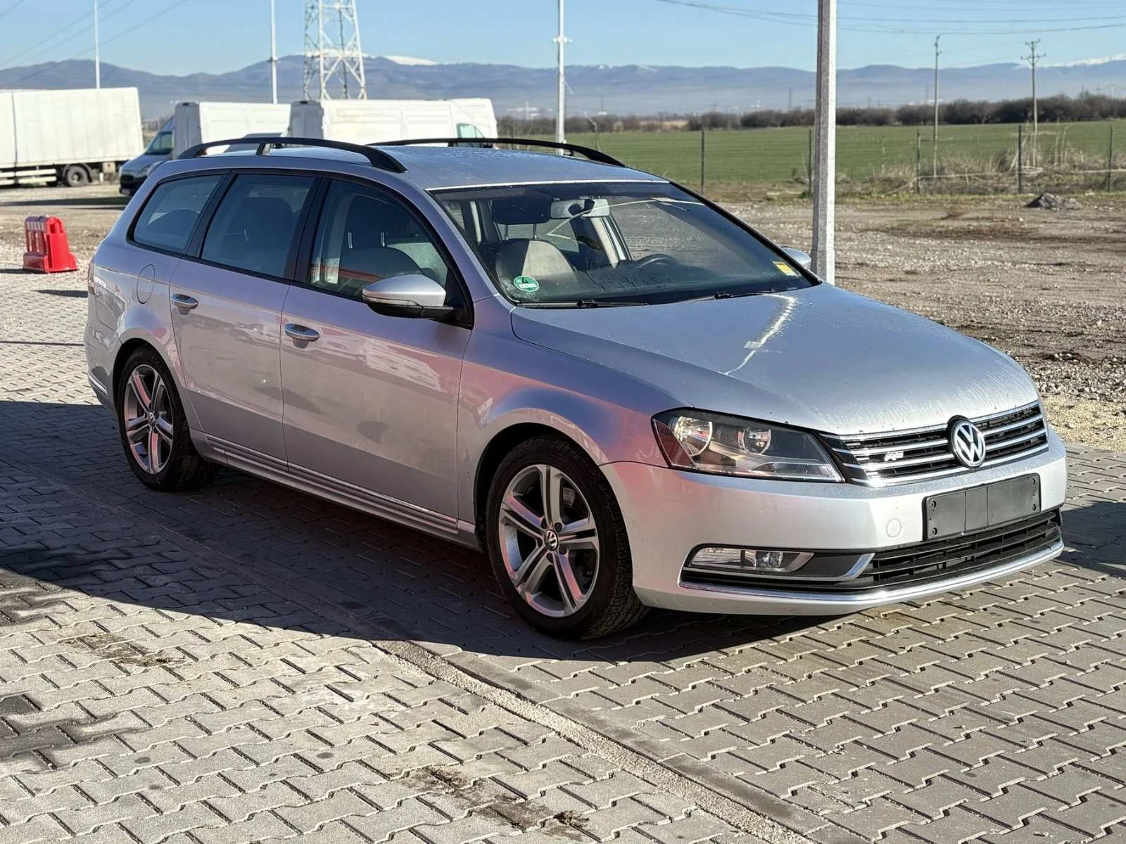 VW Passat В 7 R-Line - изображение 4