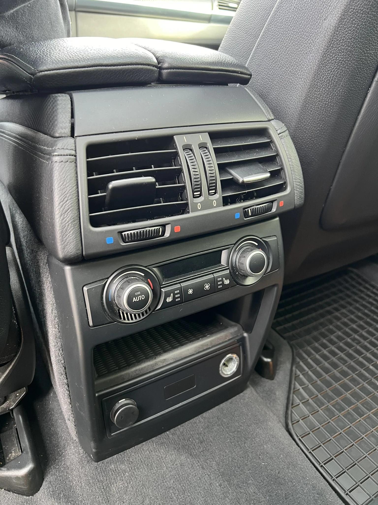 BMW X5M E70 4.4L V8 555HP | Mobile.bg   16