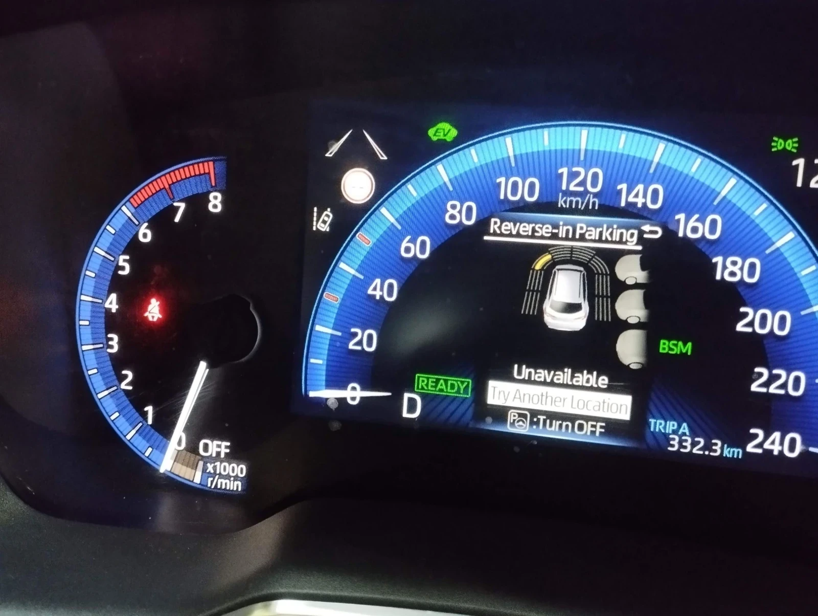 Toyota Corolla Touring Sport 2.0 - изображение 10