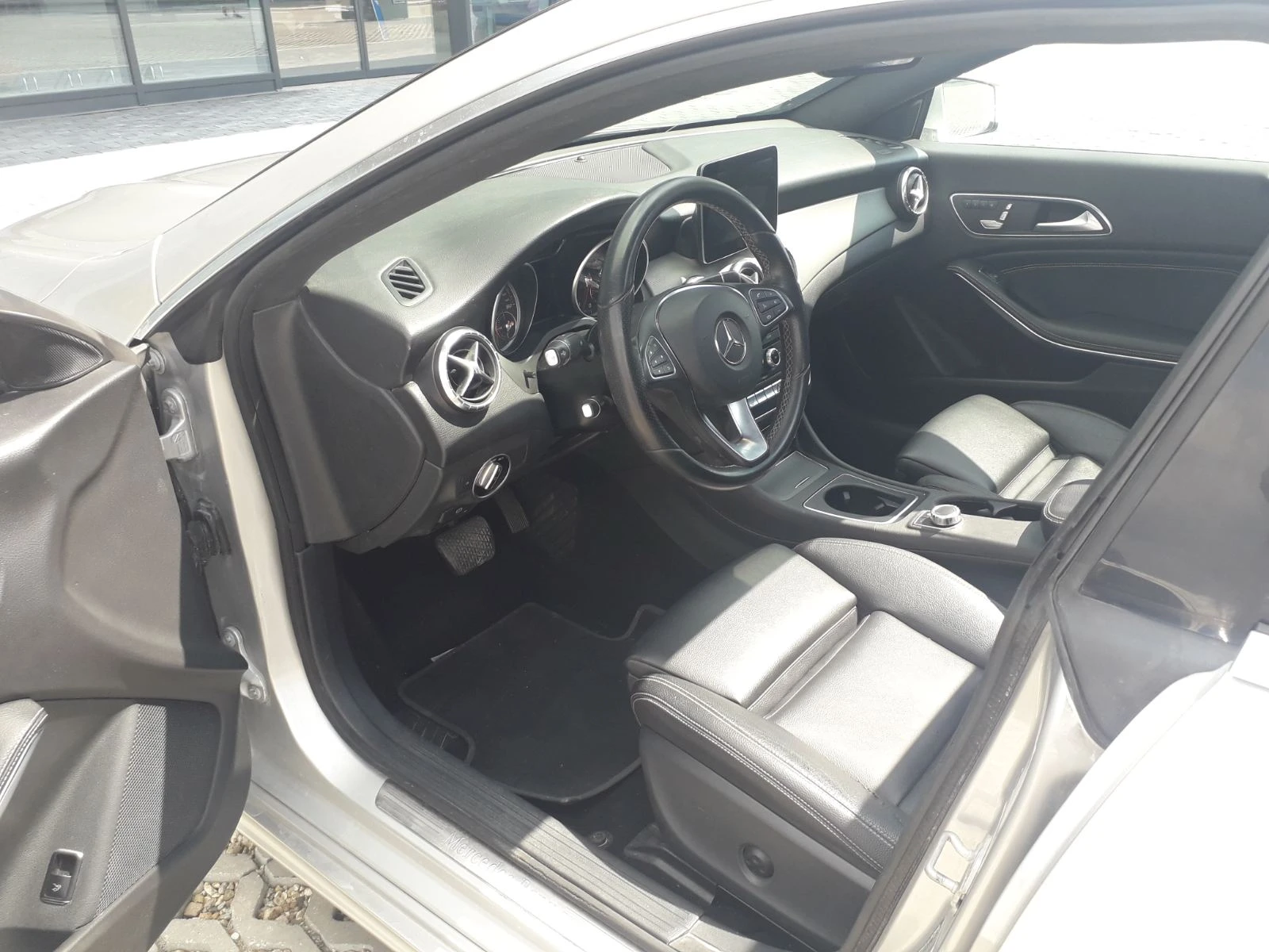 Mercedes-Benz CLA 250 4 matic - изображение 4