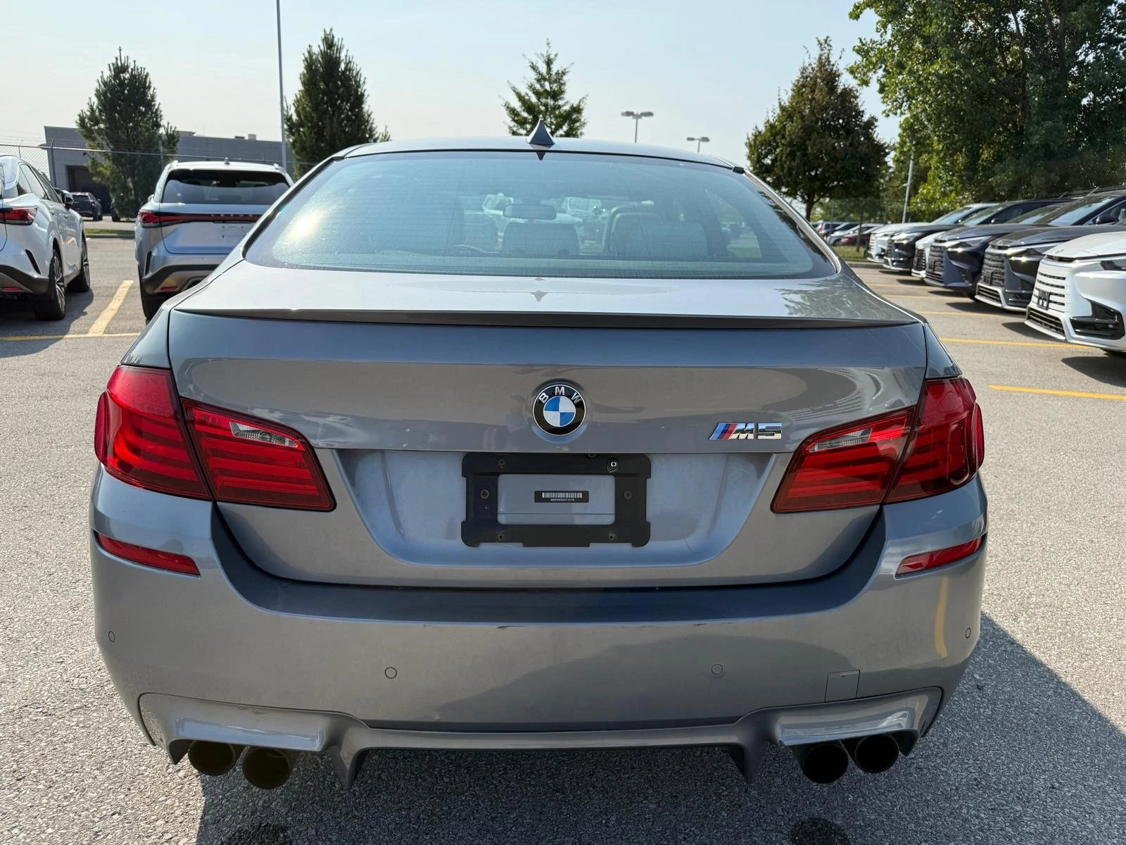 BMW M5 CARFAX АВТО КРЕДИТ  - изображение 4