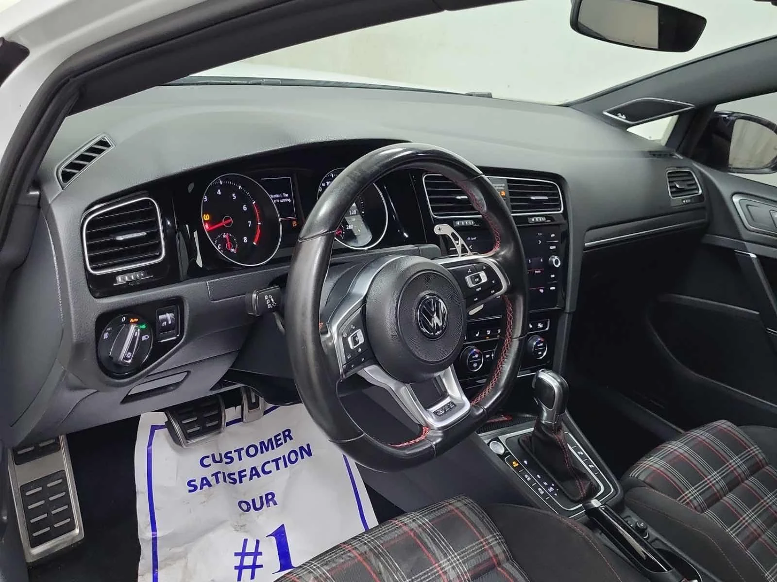 VW Golf * GTI* CARFAX * БЕЗ ПЪРВОНАЧАЛНА ВНОСКА - изображение 7