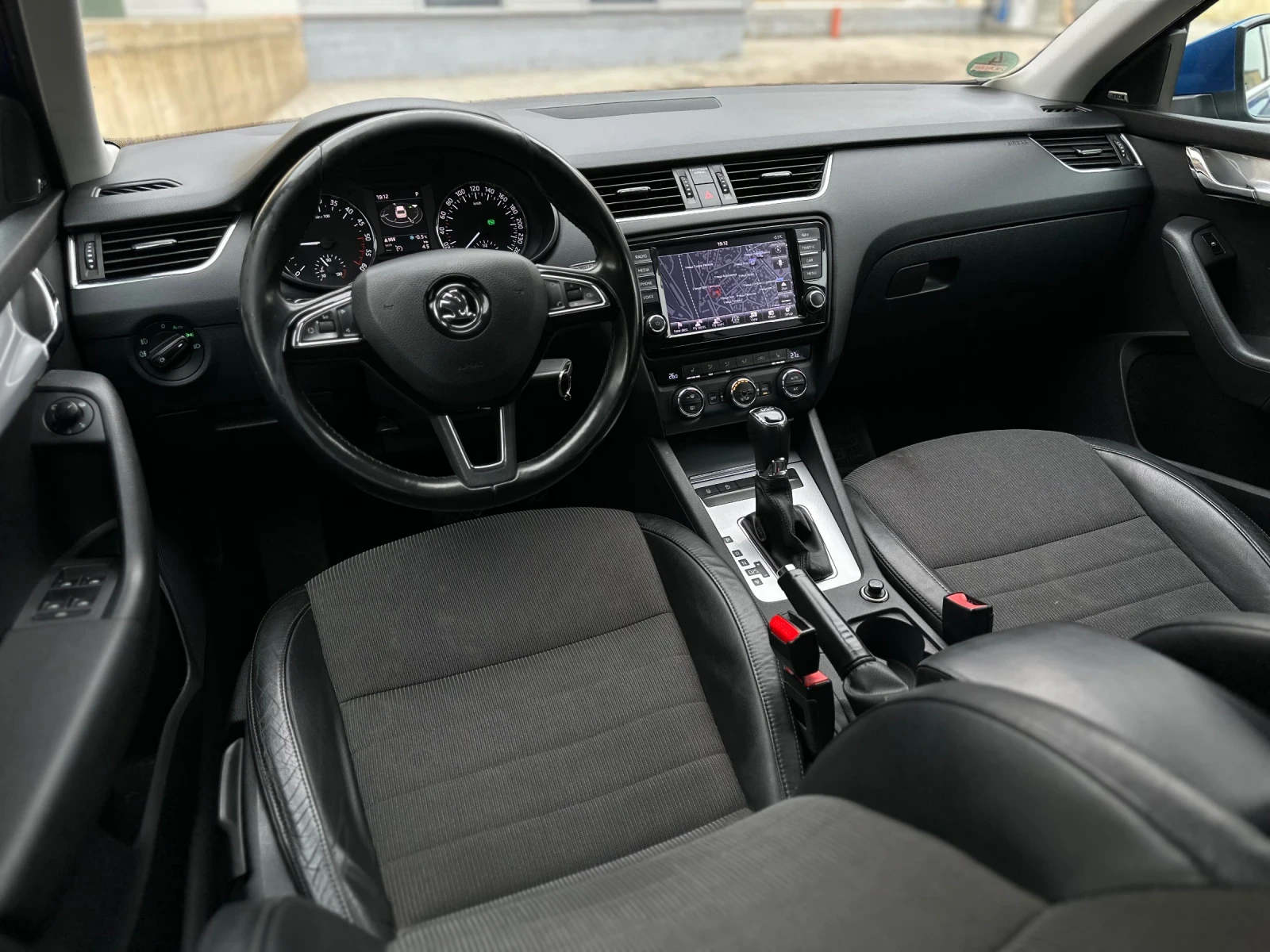 Skoda Octavia 2.00D/DSG/RACE/BLUE/��������!CANTON/Full/MAX/NAVI/ | Mobile.bg � ����������� 11