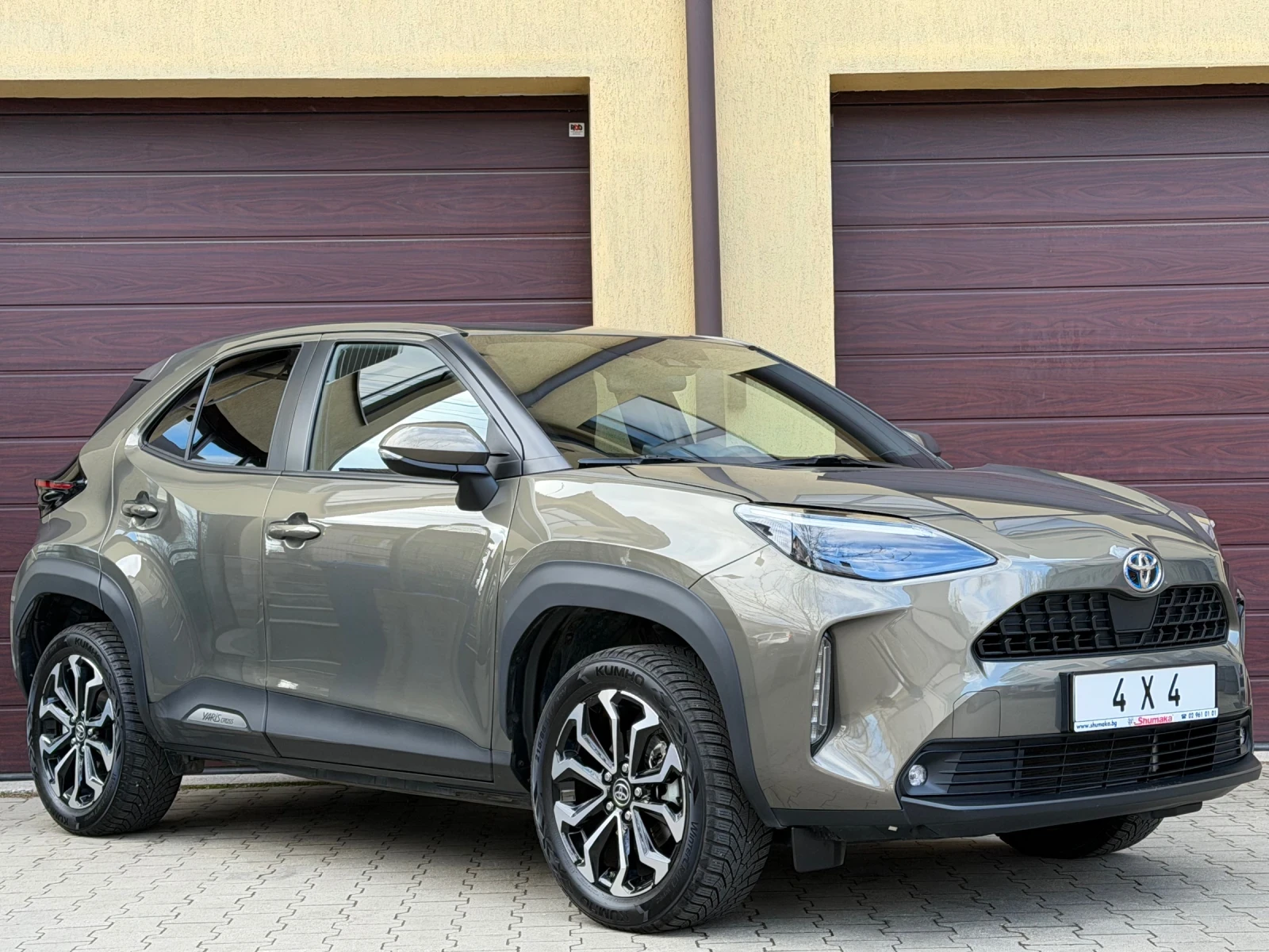 Toyota Yaris Cross 1.5i Hybrid* 4x4*  � �������� �� 06/2032 | Mobile.bg � ����������� 2