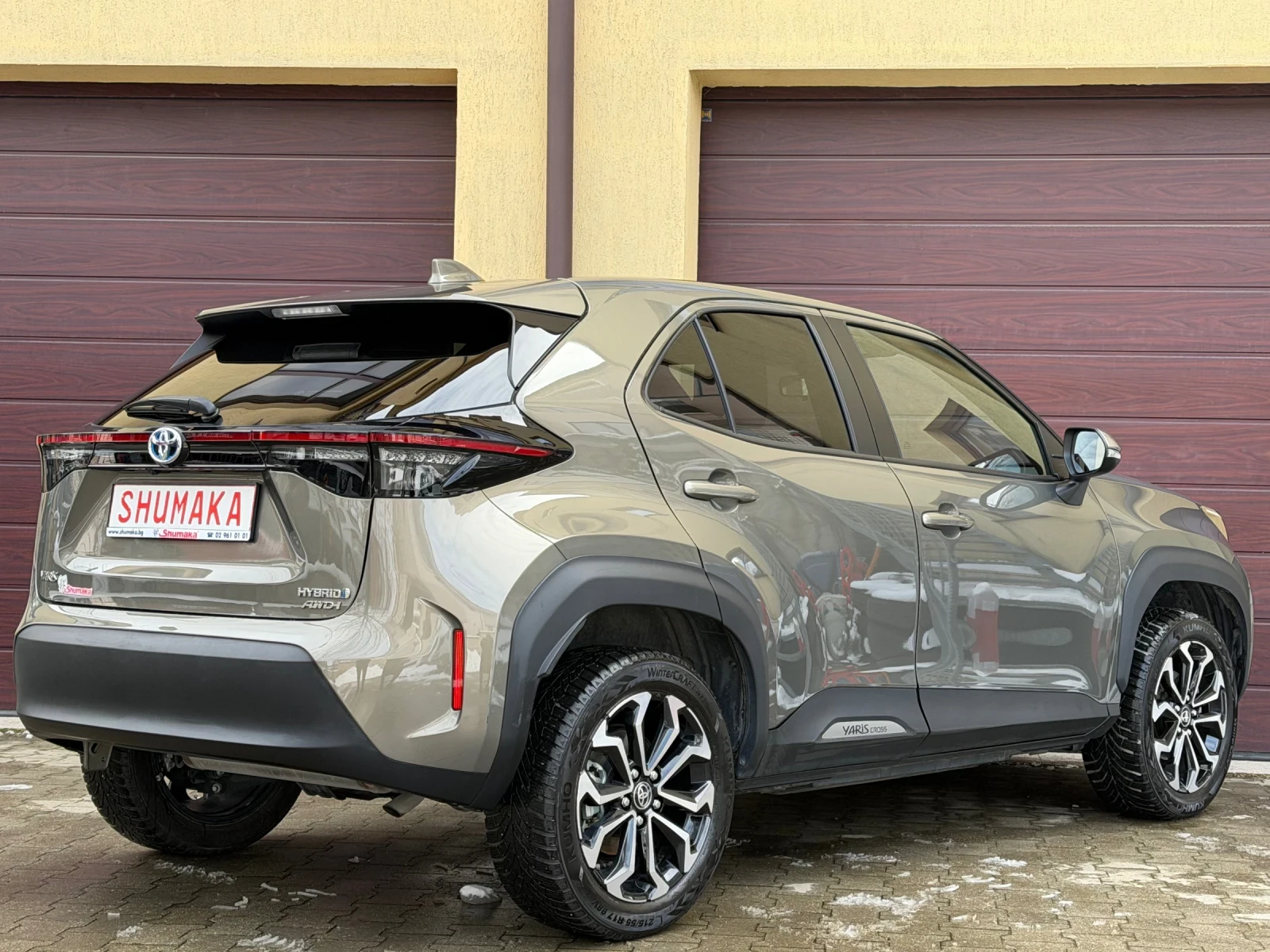 Toyota Yaris Cross 1.5i Hybrid* 4x4*  в ГАРАНЦИЯ до 06/2032 - изображение 6