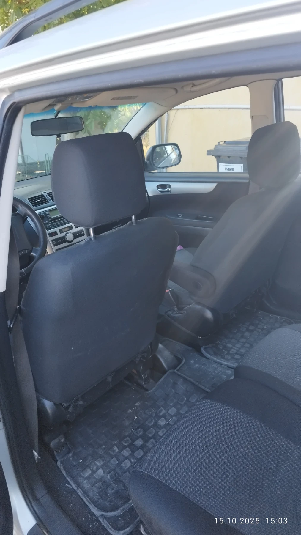 Toyota Avensis verso фейслифт, снимка 9 - Автомобили и джипове - 53830092