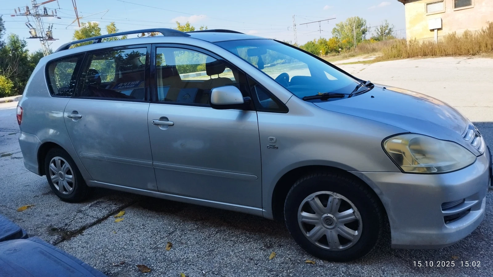 Toyota Avensis verso фейслифт, снимка 4 - Автомобили и джипове - 53830092