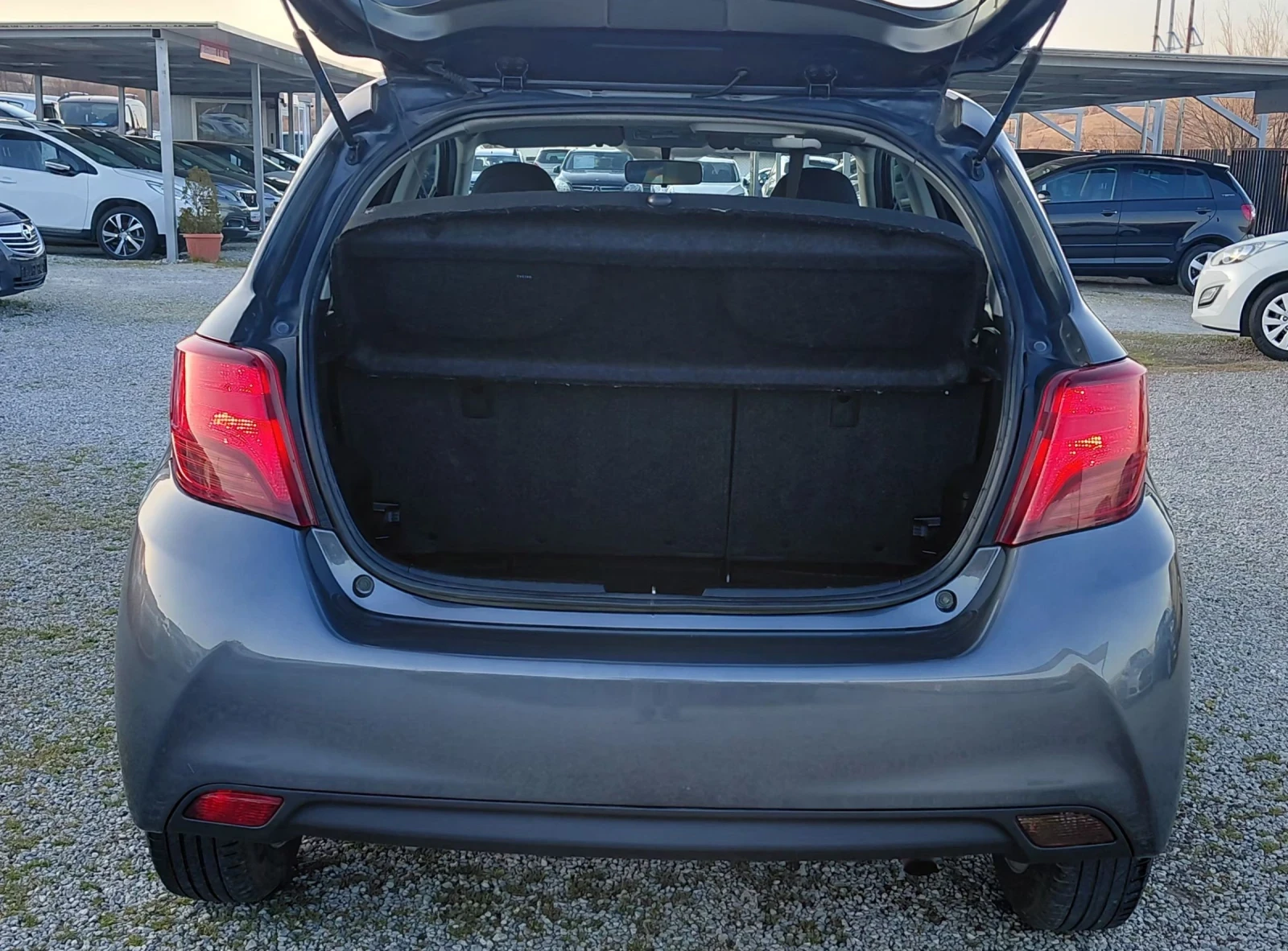 Toyota Yaris 1.4D-4D 90k.c, Belgium , снимка 8 - Автомобили и джипове - 53850877