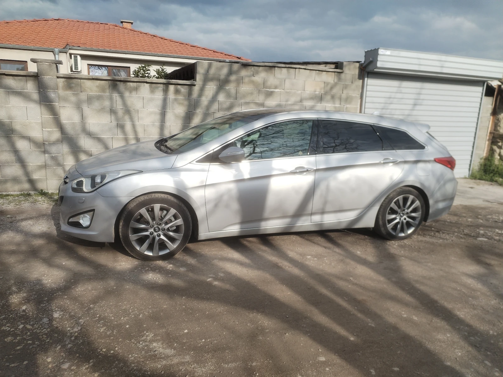 Hyundai I40 1.7 CRDI, снимка 3 - Автомобили и джипове - 54020459