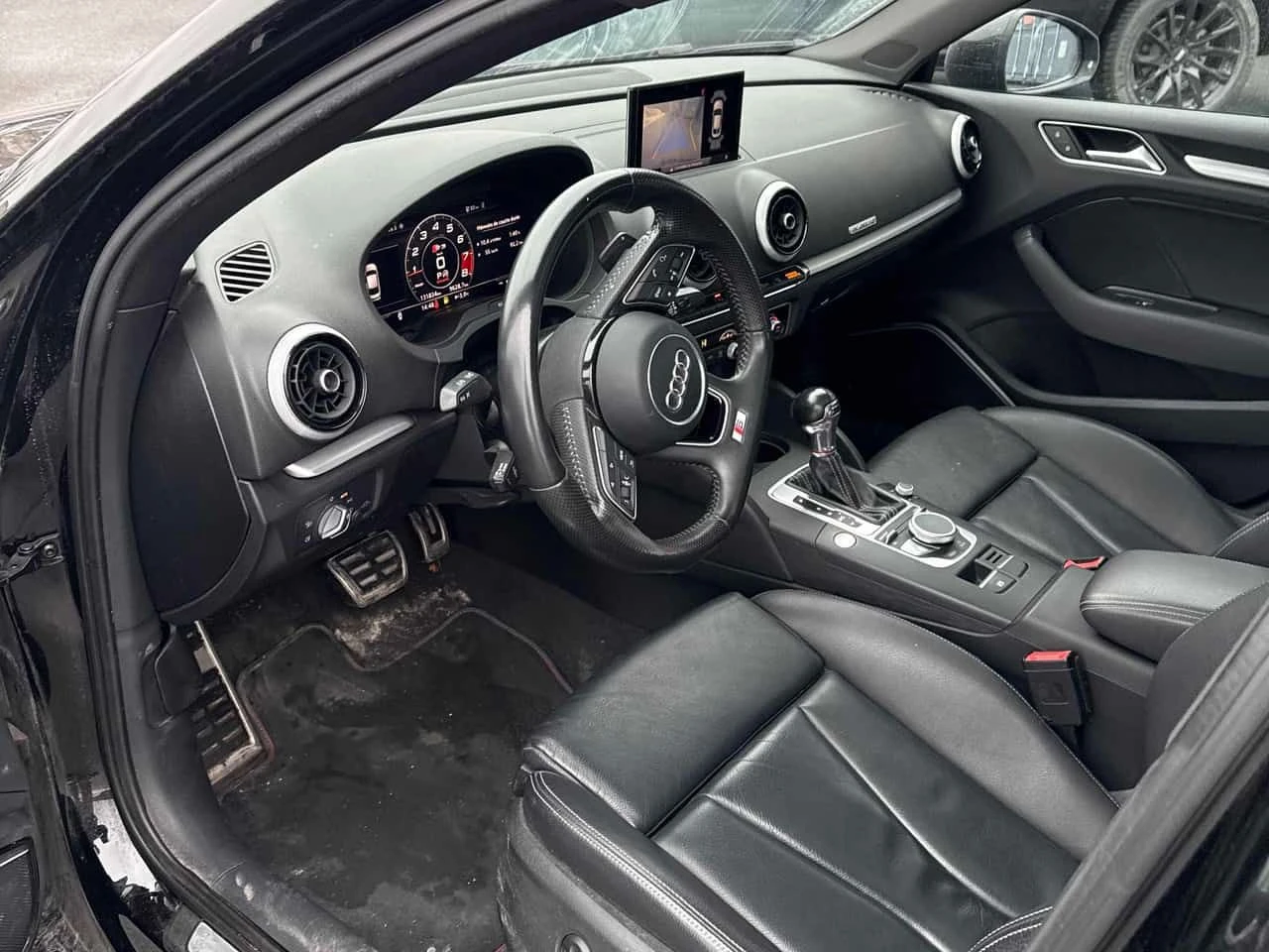 Audi S3 Technik/CAMERA/LED/B&O/ГУМИ С ДЖАНТИ , снимка 5 - Автомобили и джипове - 54046697