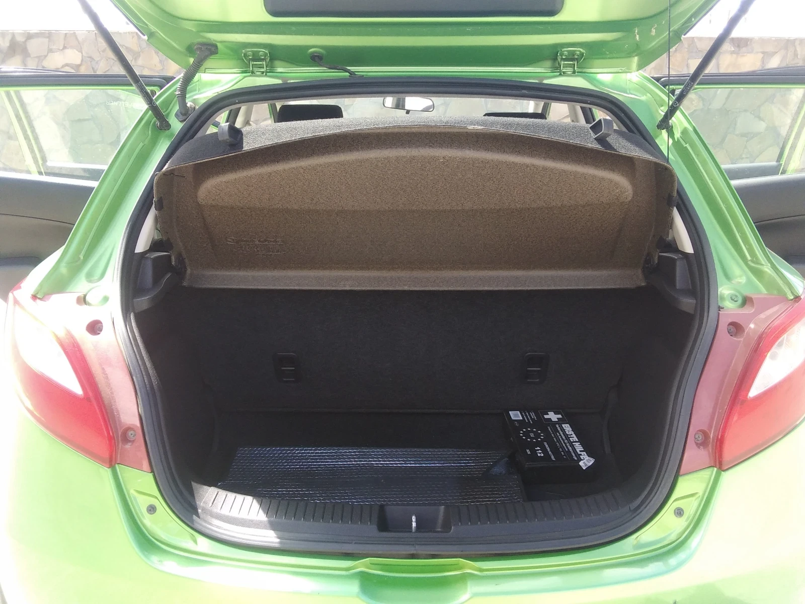 Mazda 2, снимка 5 - Автомобили и джипове - 54294975