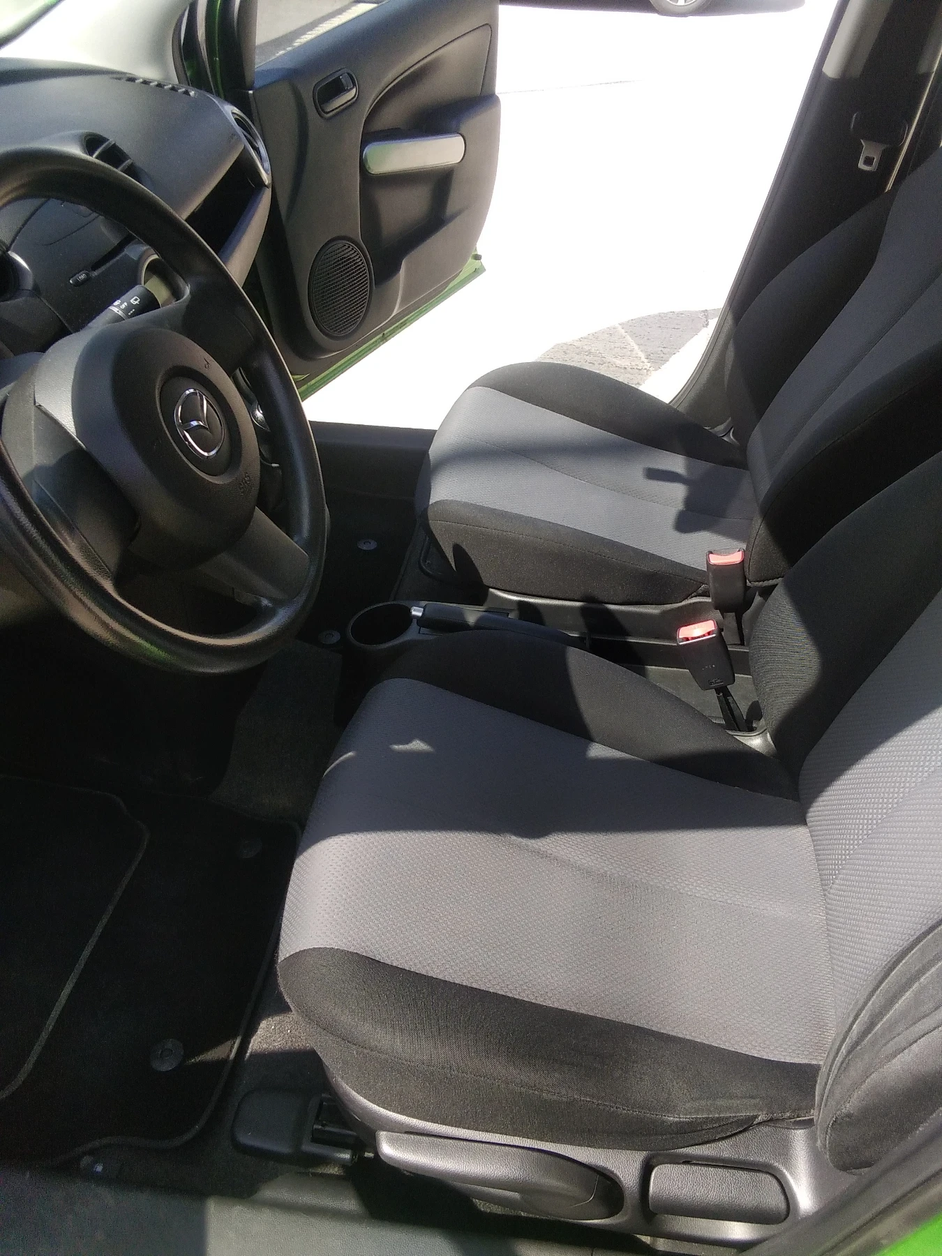 Mazda 2, снимка 7 - Автомобили и джипове - 54294975