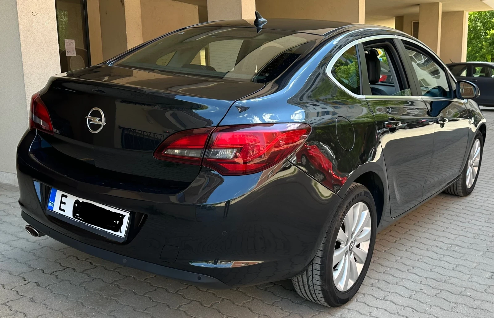 Opel Astra 1.4 turbo, gaz, klima, kasko, снимка 7 - Автомобили и джипове - 54440406