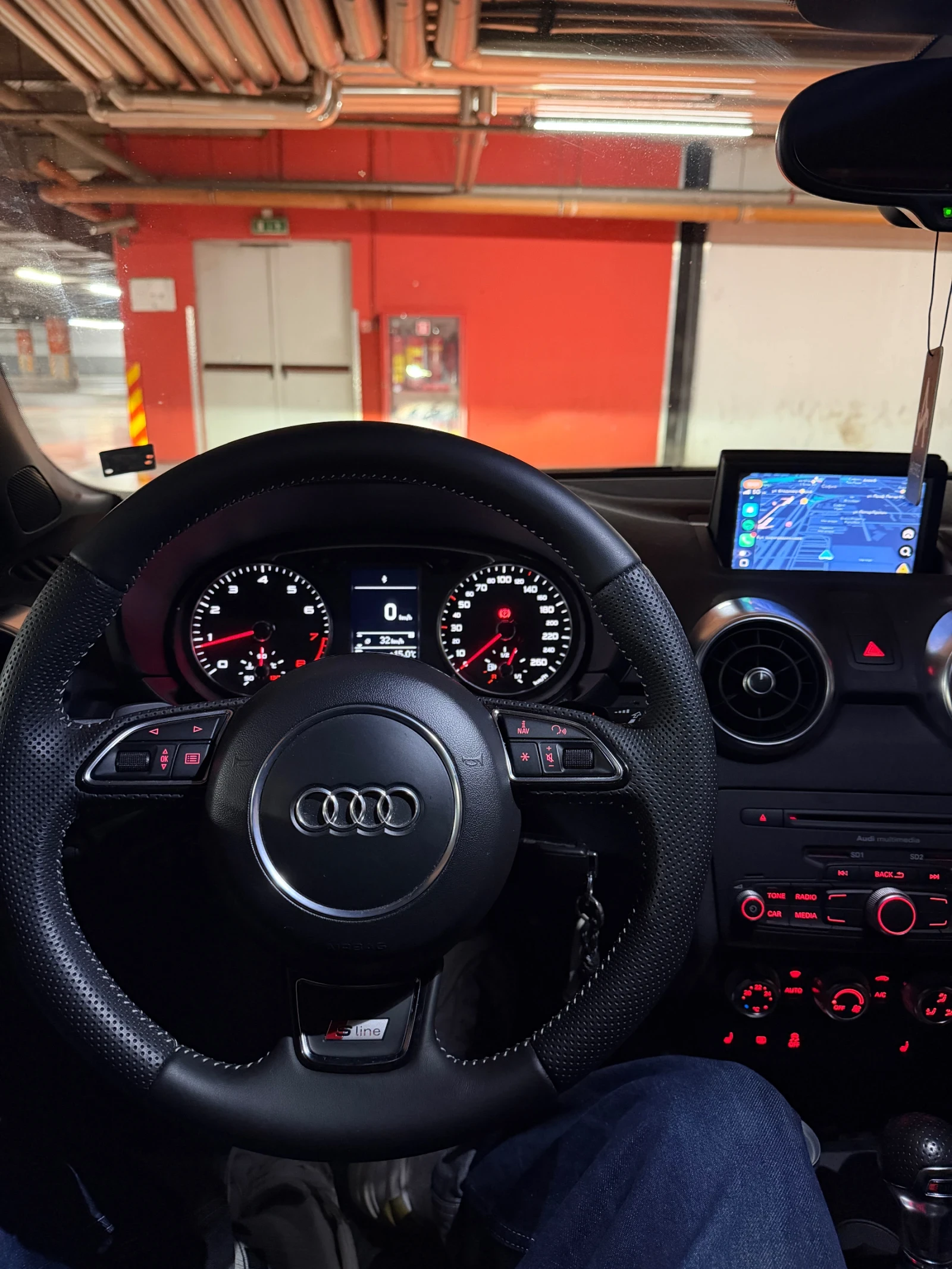 Audi A1 1.4 TFSI S-LINE x3 185HP АВТОМАТ, снимка 11 - Автомобили и джипове - 54488018