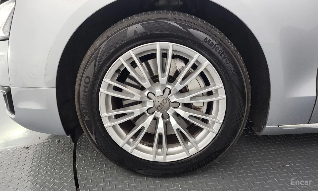 Audi A8 3.0 TDI* DISTRONIC* МАСАЖ* HEAD-UP* BOSE* , снимка 5 - Автомобили и джипове - 54633754