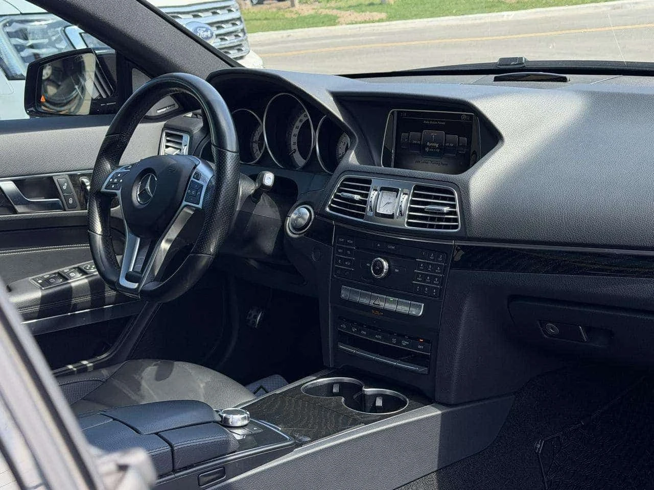 Mercedes-Benz E 400 * CARFAX * ЦЕНА ДО БГ, снимка 8 - Автомобили и джипове - 54739241
