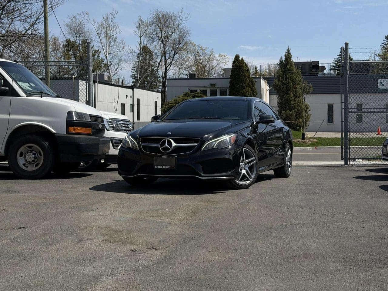 Mercedes-Benz E 400 * CARFAX * ЦЕНА ДО БГ