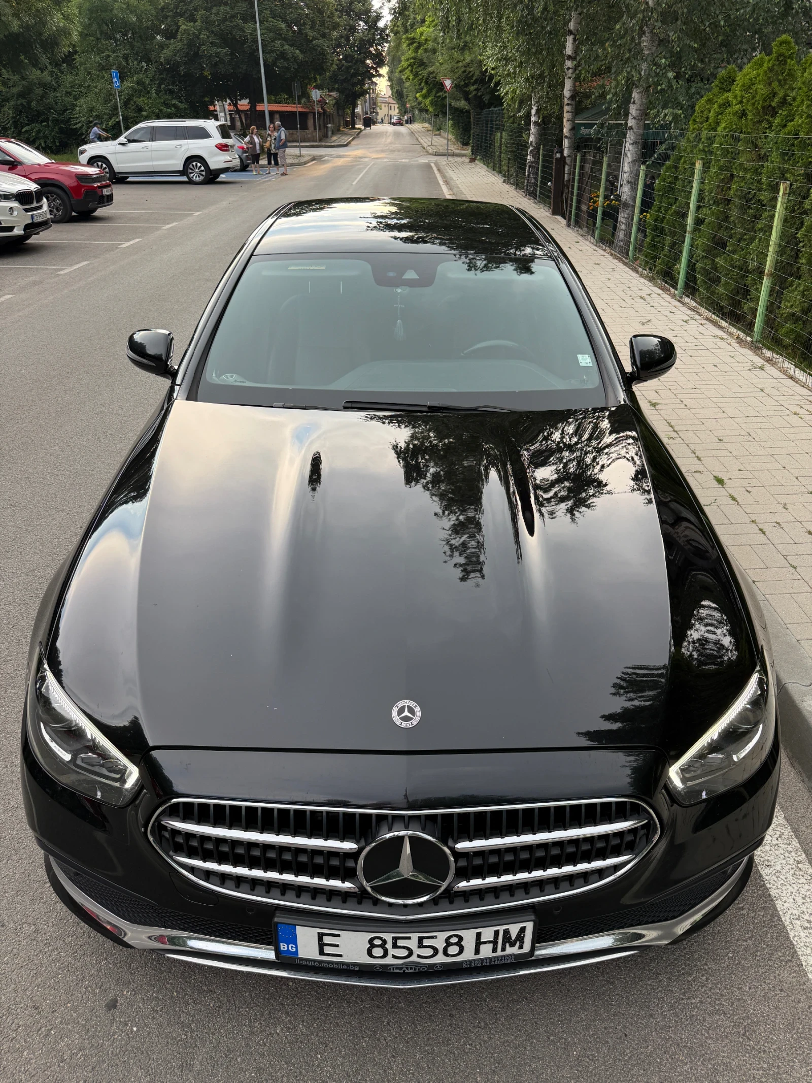 Mercedes-Benz E 220, снимка 10 - Автомобили и джипове - 55116786